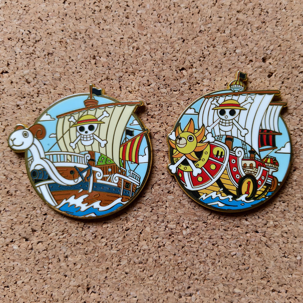 Tuxedo Lapel Pin - دبوس صدري جميل على شكل سفينة