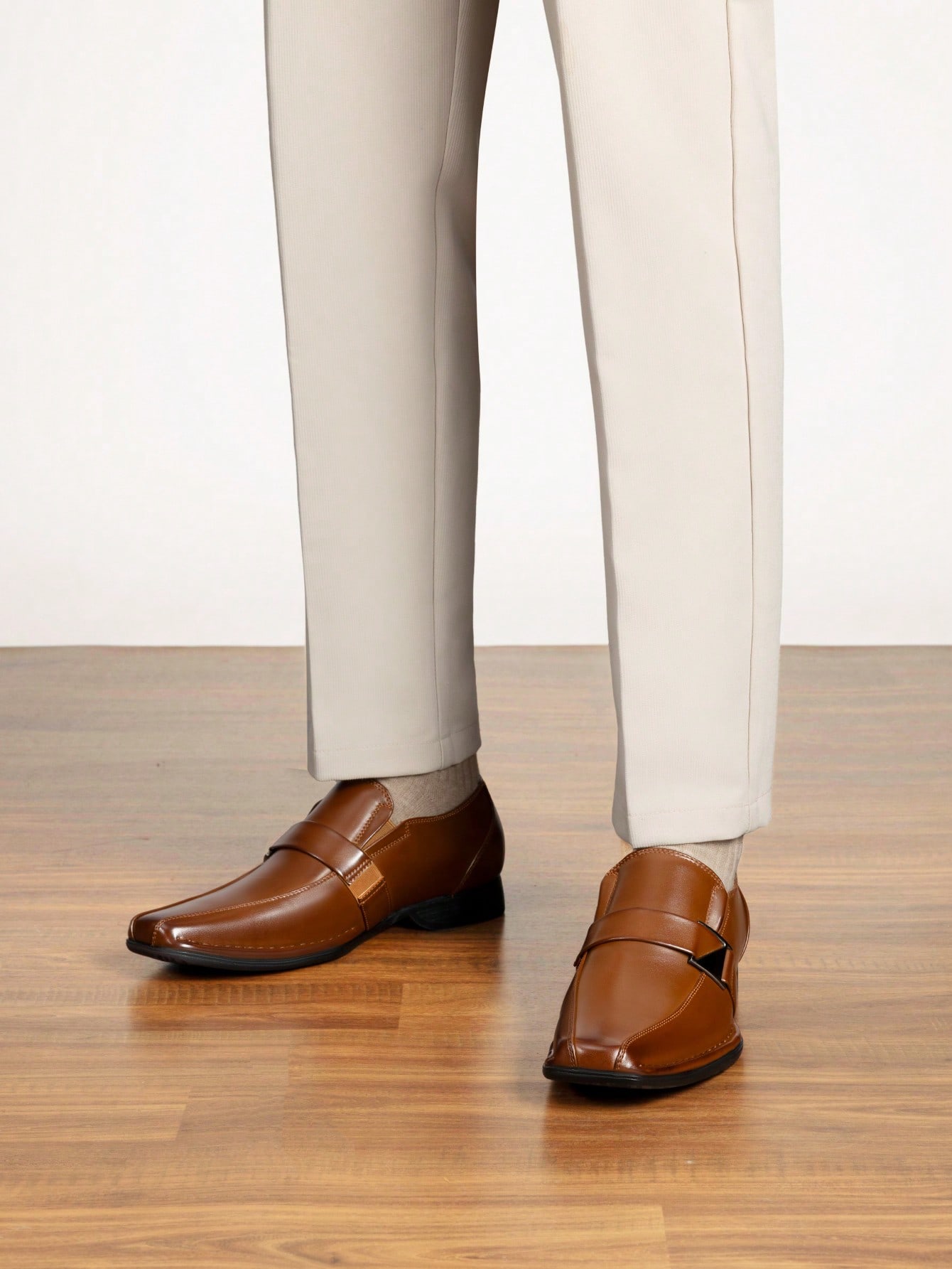 حذاء رجالي أنيق من الجلد، بتصم - مراجعة Formal Men Daily Wear Footwear وسعره